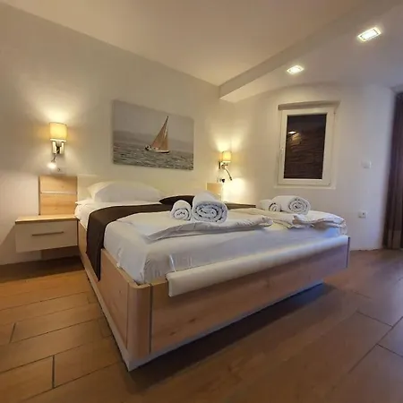 Kocevar 4 Comfortable *