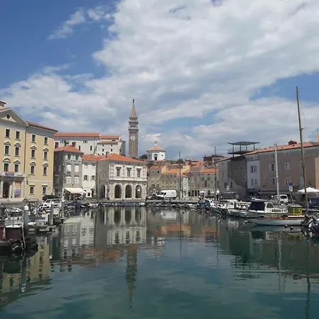 Prázdninový dům Kocevar 4 Comfortable