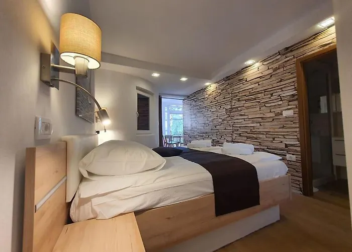 Kocevar 4 Comfortable 度假居 波尔托罗